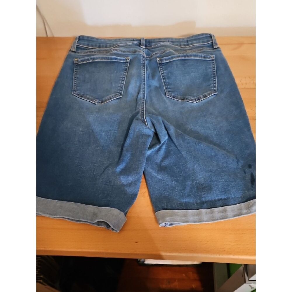 NYDJ  Briella Denim Bermuda Shorts 10 - Picture 6 of 7